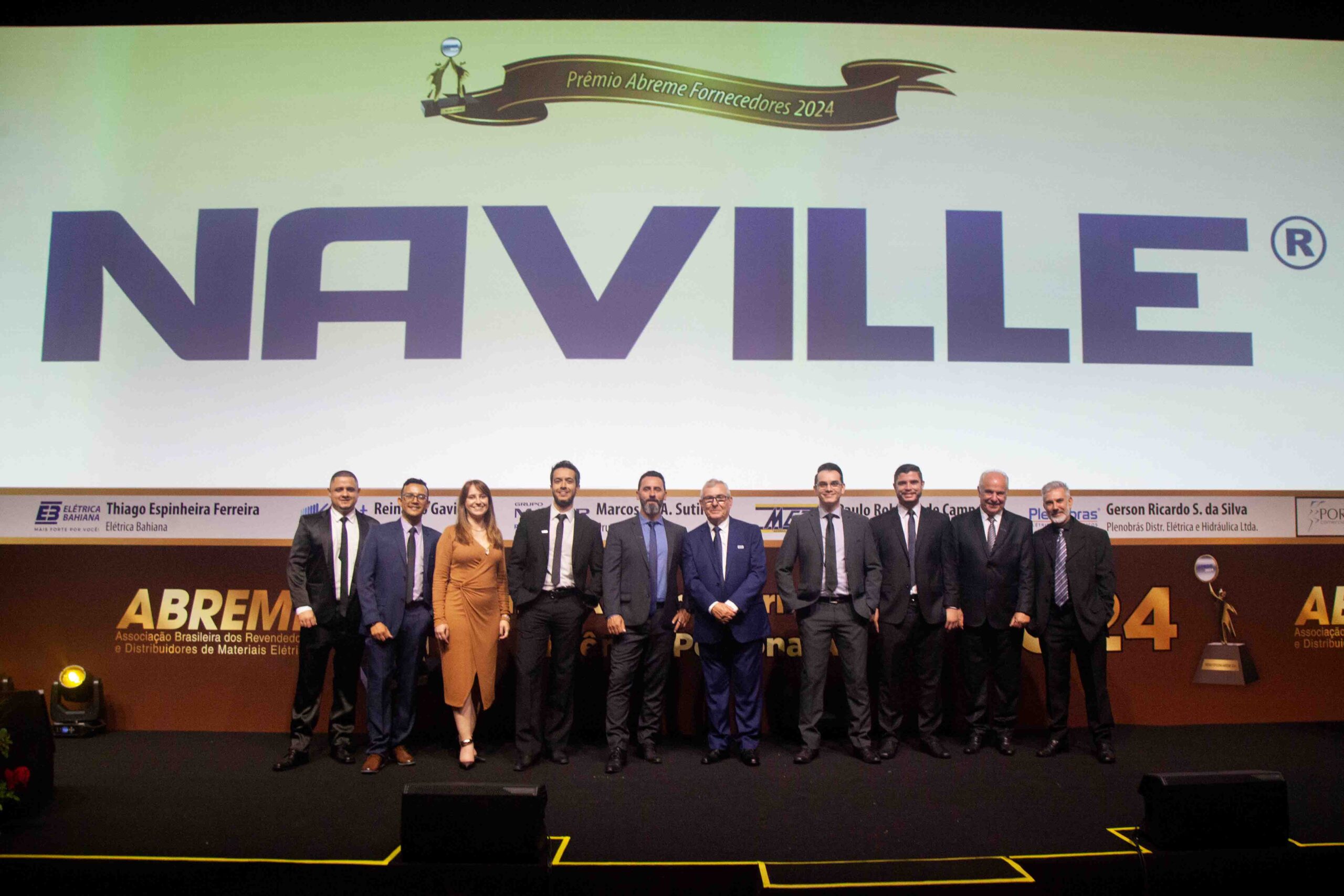 PATROCINADORA NAVILLE – BRUNO FERNANDES – GUSTAVO PEREIRA - DÉBORA SCHMIDT – RODRIGO REBOLO – MARCOS MENDES – REINALDO GAVIOLI (DIRETOR ABREME) – THIAGO AIRES – LUCAS VIEIRA – PAULO FERREIRA E ALEXANDRE ROCHA.