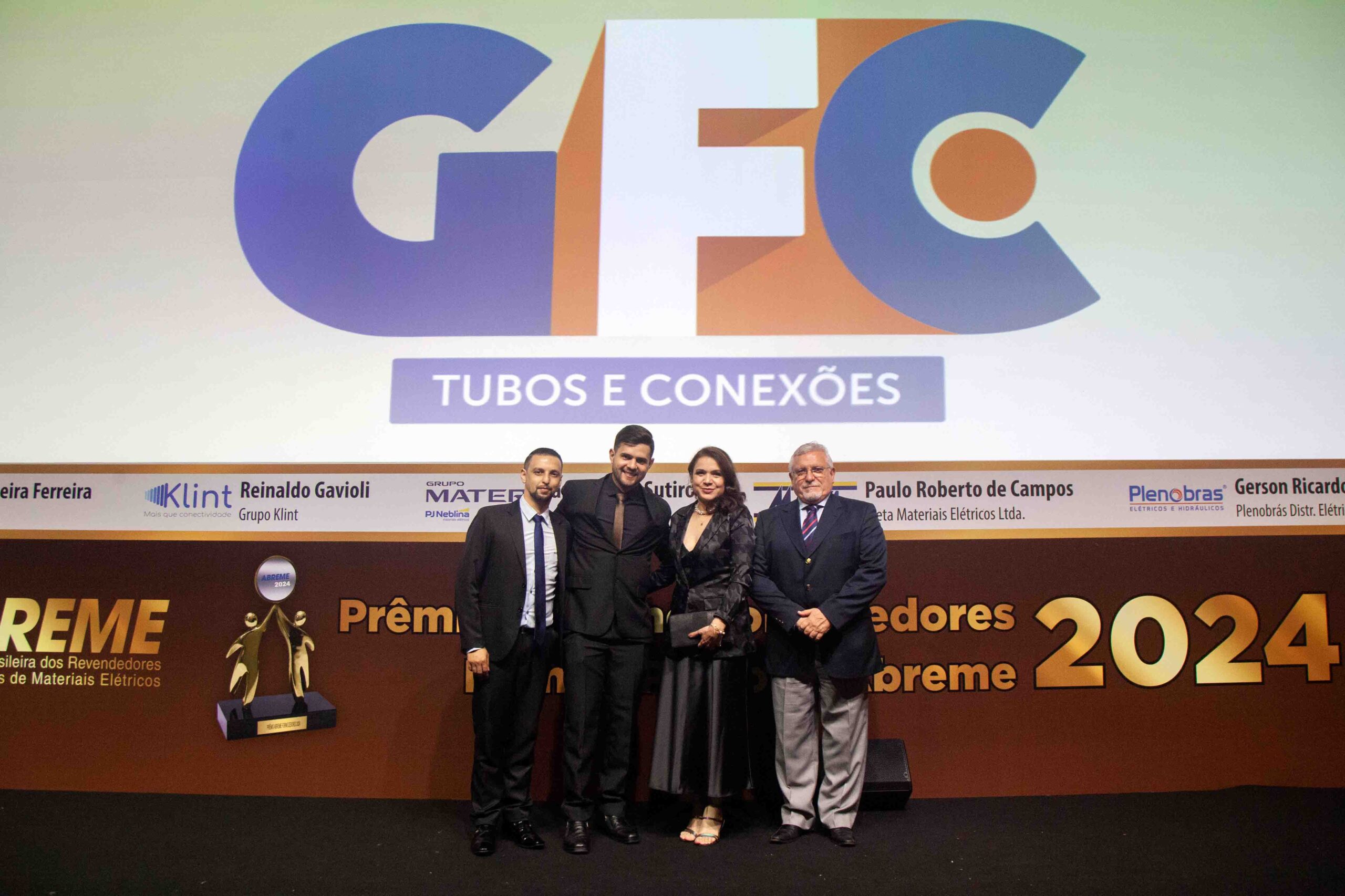 PATROCINADORA GFC – GUSTAVO COSTA – FELIPE SIQUEIRA – RENATA MELLO E JOEL NAVARRO JR.